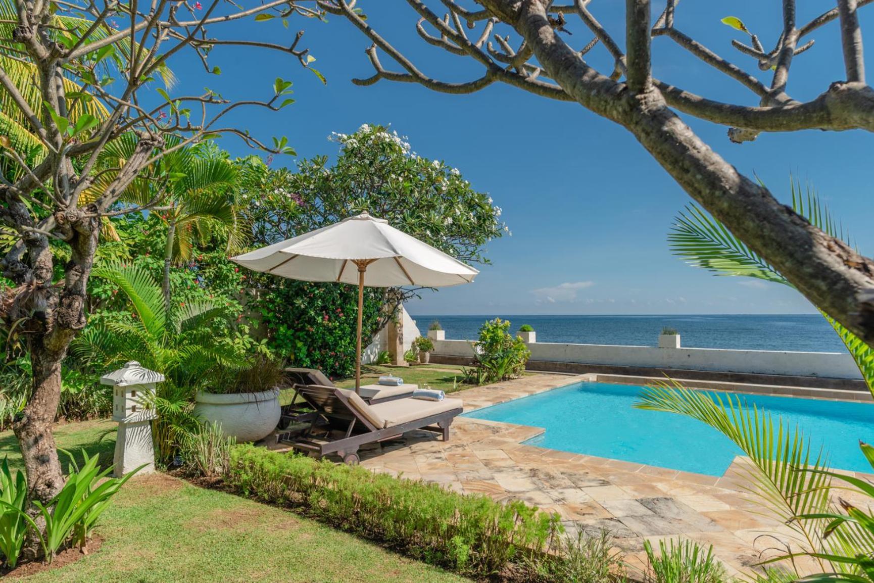 Gorgeous Beachfront Villa Lovina Banjar  Екстер'єр фото